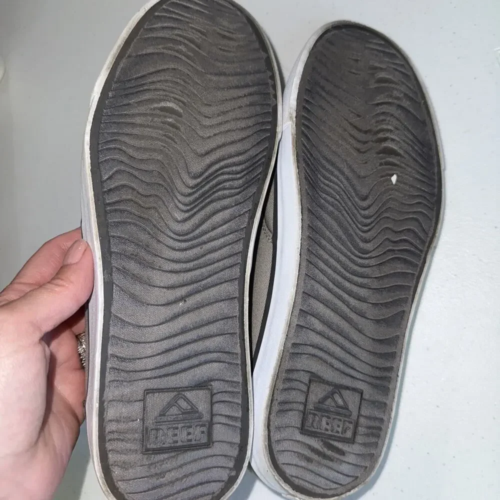 Reef Deckhand 3 Boat Shoes Mens 9 Gray Canvas Lace Up Casual Comfort Sneakers
